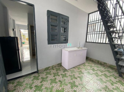 Penhouse Sân Thượng 60m2 Tân Bình, Giáp Quận 10, Ban công siêu rộng.