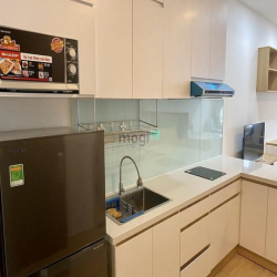Cho thuê Officetel Sunrise City view 9tr/tháng bao phí QL.DT 38m2