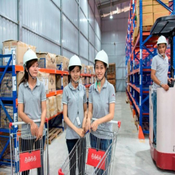 Kho Hàng Diện Tích Thuê Nhỏ Lớn Có Ô Kệ Chứa Hàng Sỉ Lẻ, 10NV Vận Hành