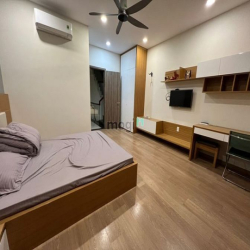 Cho thuê nhà ngang 5.2 mét tiện kinh doanh - 128/16A Lê Văn Duyệt