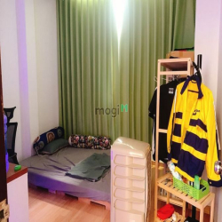 Bán nhà MT  Đội Cung. DT : 3,55m x 10m, NH 3.65m. 3 lầu. Nhà đẹp.