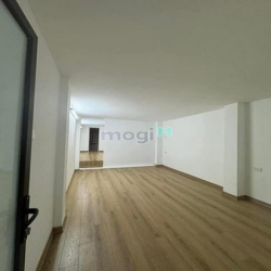 Nhà đẹp long lanh ngõ 133 Tân Ấp, giá 4.5 tỷ, 27m2x3T, 2 thoáng, ẢNH T