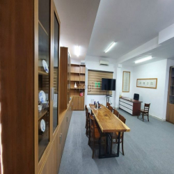 Quận 1 - VP 40m2 đẹp - giá rẻ - mặt tiền trung tâm quận 1 chính chủ