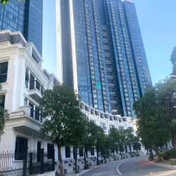 Bán penthouse Sunshine City biệt thự trên không view sông hồng VIP