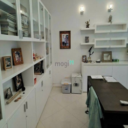 Cho thuê biệt thự Đơn Lập Mỹ phú 3, PMH, Q7 DT 305m