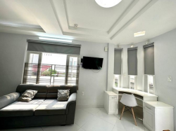 Căn 1 Phòng Ngủ Lý Tự Trọng sát bên chợ Bến Thành Quận 1