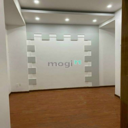 Cho thuê nhà hẻm 8m thông Phan Huy Ích P.14 Gò Vấp 4x17m 2 lầu