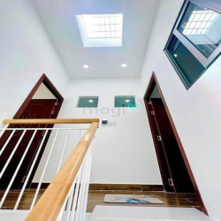 Ra gấp căn nhà HXH Phan Xích Long, P.2, Phú Nhuận, 60m2, 2tỷ150tr