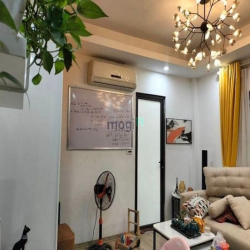Bán nhà phố Xã Đàn quận Đống Đa 32m 6T MT 7.3m giá 5.9 tỷ.