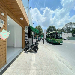 nhà mặt tiền đường nguyễn kiệm