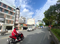 Cho thuê nhà 5 tầng 84E-84D Hòa Bình, P. 3, Quận 11