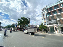 Cho thuê nhà 5 tầng 84E-84D Hòa Bình, P. 3, Quận 11