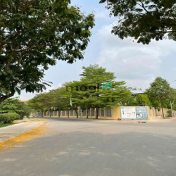 CHO THUÊ BIỆT THỰ View Công viên, DT 300m2, 3 Tầng