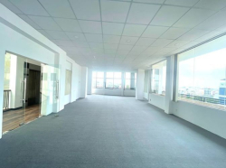 Văn Phòng Quận Tân Bình Giá Rẻ Cho Thuê,70m2-150m2, View Kính