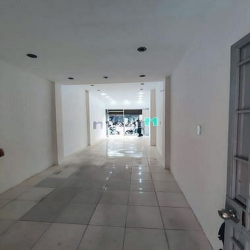 Mặt Tiền Nguyễn Trãi, Cho Thuê “4x25M”, Sát Vòng Xoay Ngã Sáu Phù Đổng