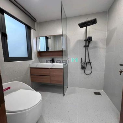 Bán nhà Hẻm 5m Bùi Quang Là, P12, GV, 4 x 14m, 4 tầng, 7.29 Tỷ