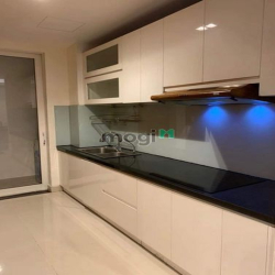 Sky Center 74m2,2pn full nthat chỉ 3ty8