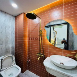 Cần bán nhà đường Nguyễn Đình Chiểu Quận 3 - DT 38,9m2 Giá 2tỷ5