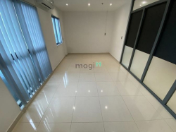 Văn phòng 40m2 đường Nguyễn Thị Minh Khai - đã ngăn sẵn 2 phòng riêng
