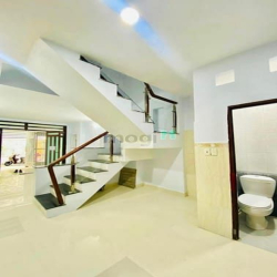 Bán nhà Nhất Chị Mai Phường 13 Tân Bình 4m x 11m 3 tầng chỉ 6.2 TỶ