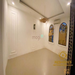 Cho thuê nhà 1 trệt 1 lầu đường Hà Huy Giáp, P.Quyết Thắng, Biên Hòa