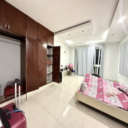 Nhà đẹp! Hẻm xe hơi Nguyễn Thượng Hiền Bình Thạnh 102m2 chỉ 11,99 Tỷ