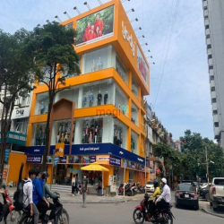 Cho thuê nhà mặt phố Lô góc Đại la Minh Khai 9m mặt tiền 60m2 5 tầng