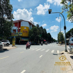 Cho thuê nhà 1 trệt 2 lầu đường N1 ngay khu dân cư D2D, Biên Hòa