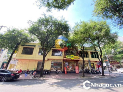 Cho thuê nhà GÓC 2MT đường Lý Tự Trọng, Phường Bến Thành, Quận 1