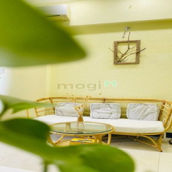 Decor Từ A Đến Á Xong Là Chụp Hình Lên Sóng Luôn - Ngay Sát Ngã 4 PN