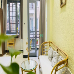 Decor Từ A Đến Á Xong Là Chụp Hình Lên Sóng Luôn - Ngay Sát Ngã 4 PN