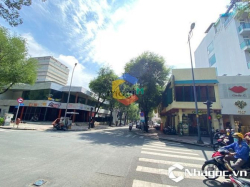 Cho thuê nhà GÓC 2MT đường Lý Tự Trọng, Phường Bến Thành, Quận 1