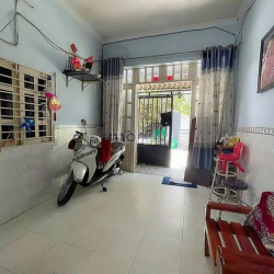 Nhà 2 tầng hẻm ô tô tránh, gần chung cư Celadon, 3.3 tỷ