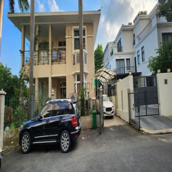 Cô cần Căn Góc Đơn lập Công Viên mỹ phú 2. PMH,Q7