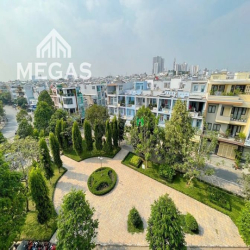 Căn hộ cao cấp MỚI 100% BANCOL ngay Cầu Lò Gốm, sát bên q8