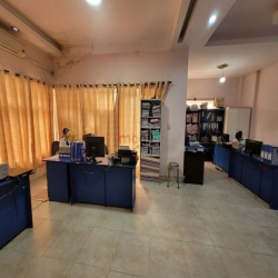 VIP! Mặt tiền Nguyễn Cửu Vân Bình Thạnh sát Quận 1, 100m2 chỉ 26,89 tỷ