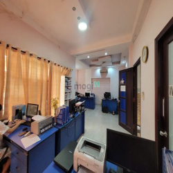 VIP! Mặt tiền Nguyễn Cửu Vân Bình Thạnh sát Quận 1, 100m2 chỉ 26,89 tỷ