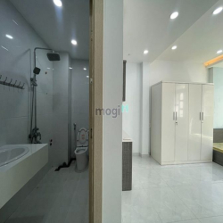 Thuê căn hộ Hoàng Sa Q1 - Full nội thất - Balcony