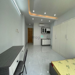 Thuê căn hộ Hoàng Sa Q1 - Full nội thất - Balcony