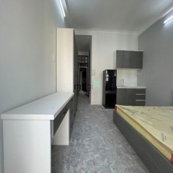 Thuê căn hộ Hoàng Sa Q1 - Full nội thất - Balcony