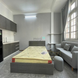 Thuê căn hộ Hoàng Sa Q1 - Full nội thất - Balcony