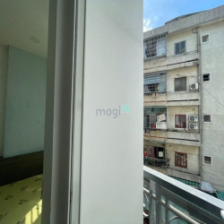 Thuê căn hộ Hoàng Sa Q1 - Full nội thất - Balcony