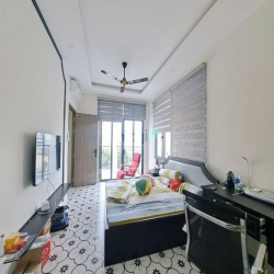 Chỉ 11 Tỷ ,68M2,Ngang 7.2m,4PN,HXH thông đỗ cửa Nơ Trang Long P.12 BT