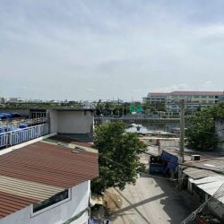Lô góc 2 Mặt tiền P16 Q8, ngang 10m 3 tầng view sông kd tốt, 6.4 tỷ TL