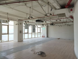 Cho thuê Văn phòng hạng A - Diện tích linh hoạt - K. property