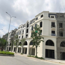 Chính chủ cần bán nhanh LK 36 mặt tiền 7.5m -KĐT Hinode Royal Park
