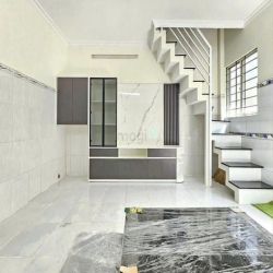 Nhà đẹp trệt lầu giao sổ chính ở Phạm Hữu Lầu Phước Kiển Nhà Bè