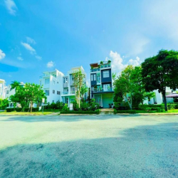 Song Lập Góc 2MT - Villa Park Q9 - 1T 3L - Mới Đẹp - BV An Ninh 24/7