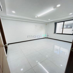 Cho thuê nhà Phố Villa Hà Đô Centrosa Quận 10- trệt 3 lầu giá 55 triệu