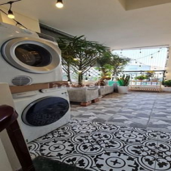 Bán Nhà Bát Khối 4 Tầng 35m2, Gần Cầu Thanh Trì, Lô Góc, Ô tô 7 Chỗ